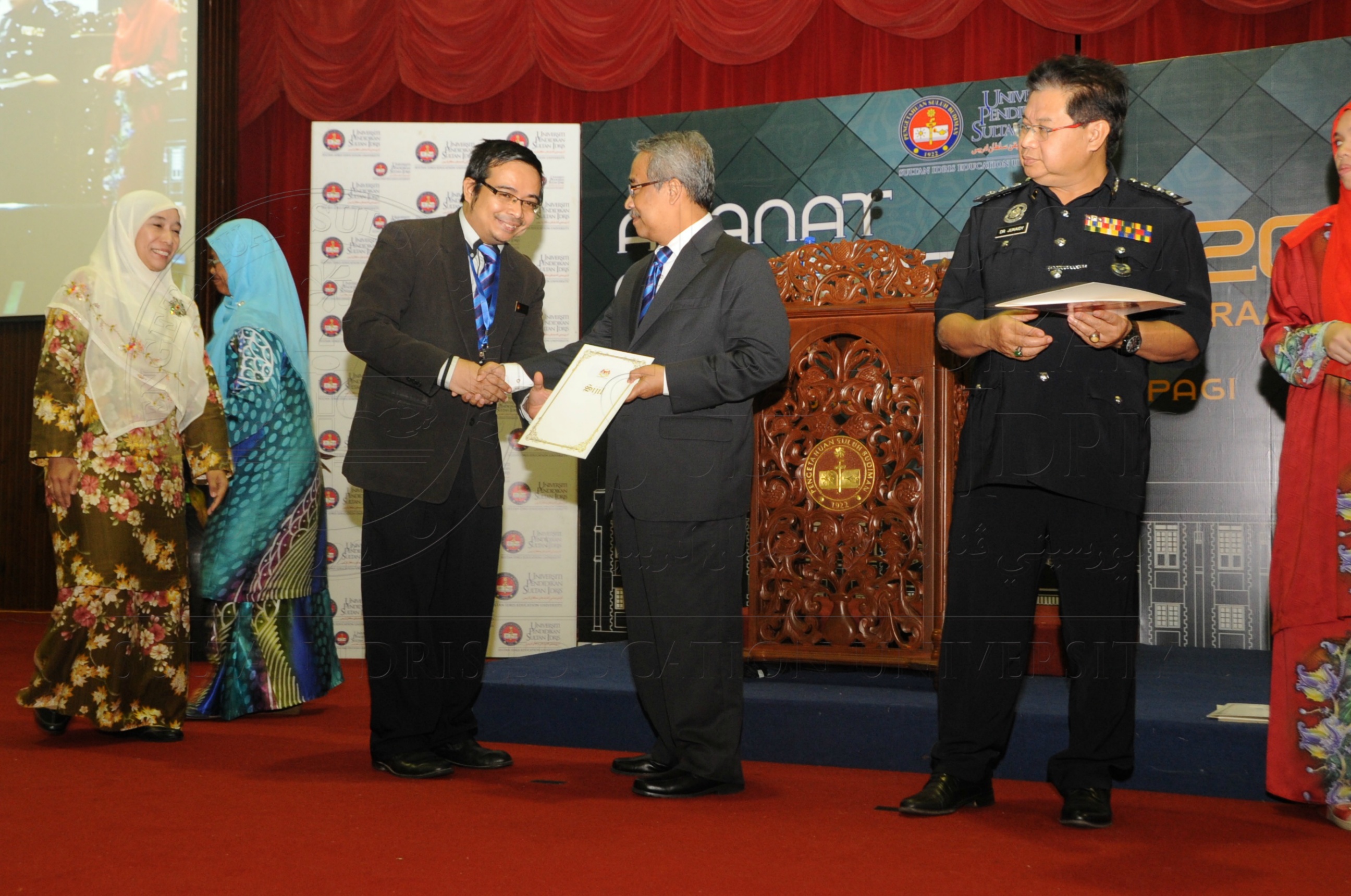 PRO 16 6 AMANAT VCHAS 8738